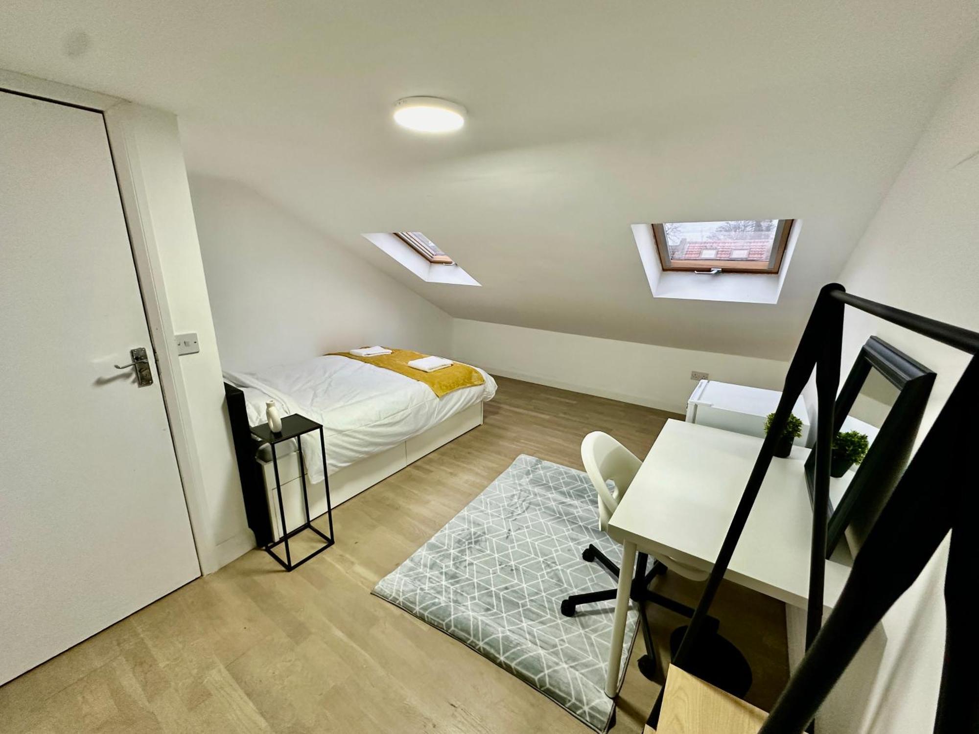 לונדון Stratford Guesthouse מראה חיצוני תמונה