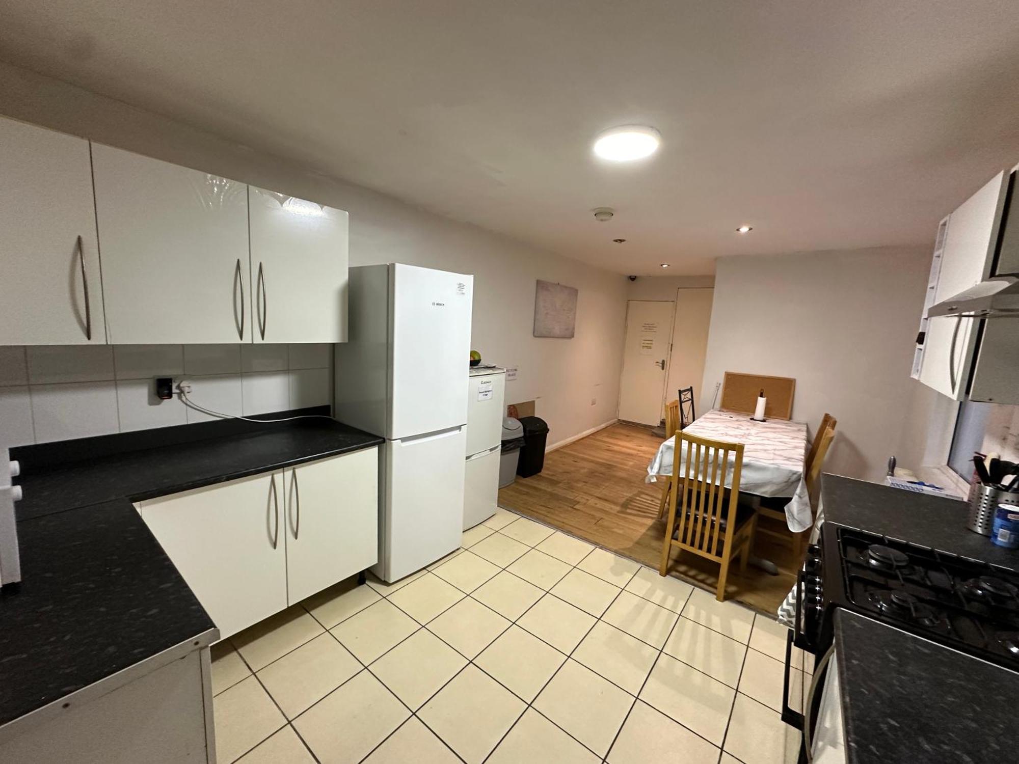 לונדון Stratford Guesthouse מראה חיצוני תמונה