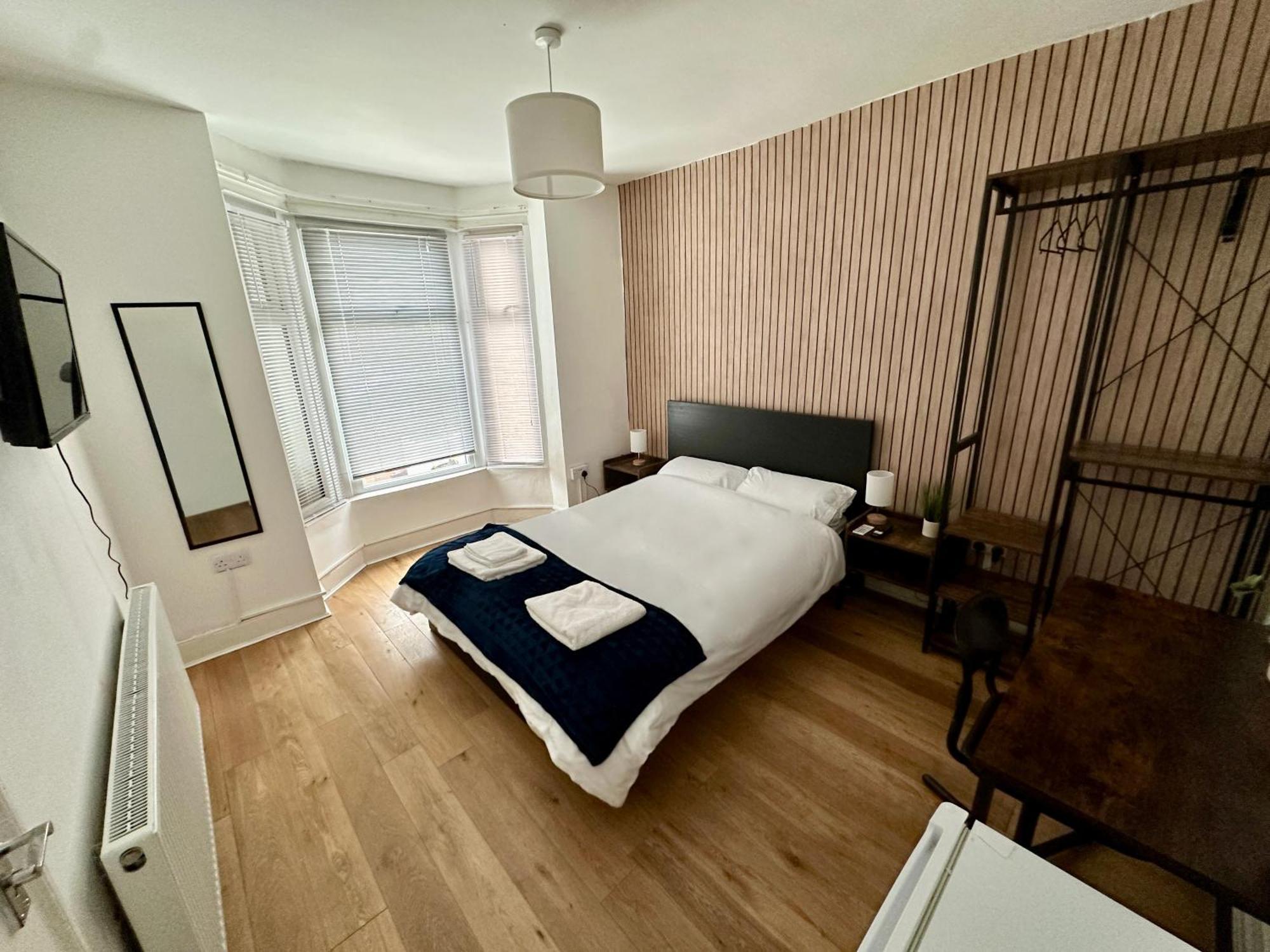 לונדון Stratford Guesthouse מראה חיצוני תמונה